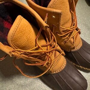 L.L. Bean Women's Brown and Tan Winter Boots.